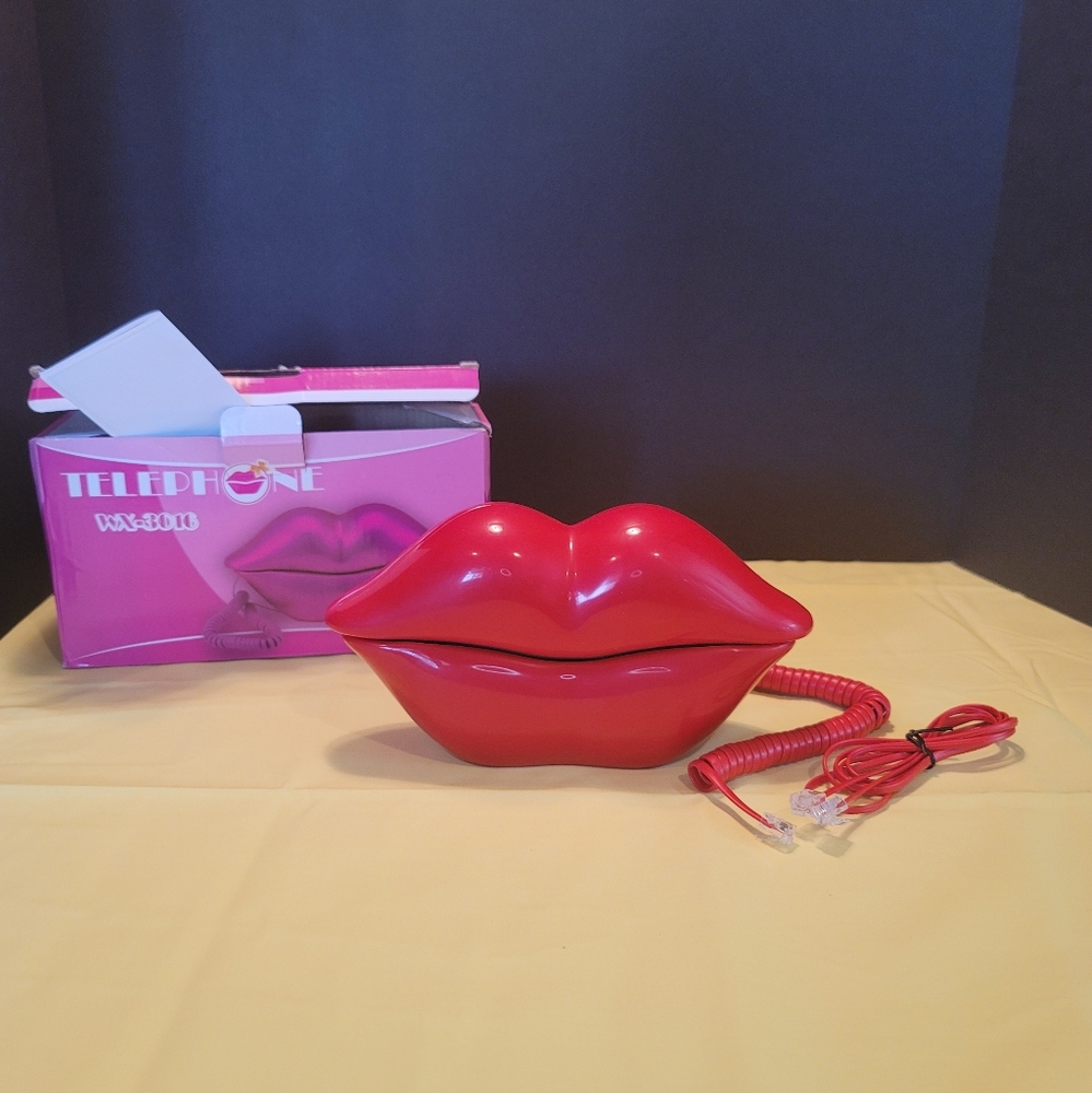 Lips Landline Telephone